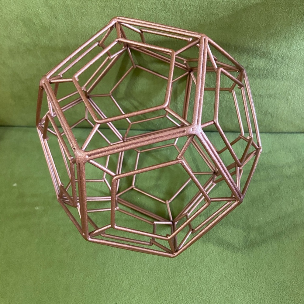 Geometric Metal Wire Decor